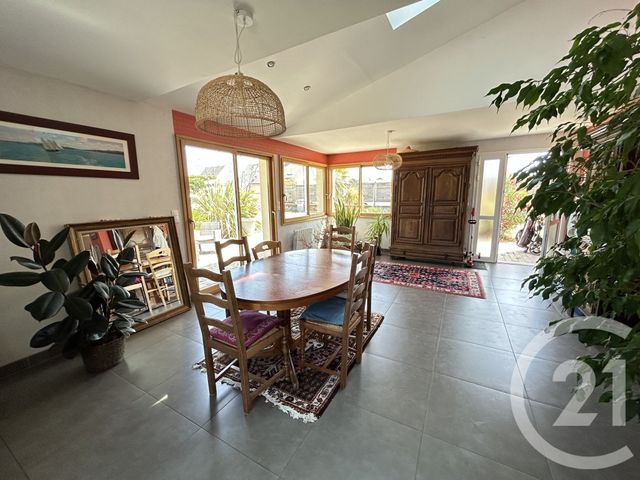 maison à vendre - 7 pièces - 190.4 m2 - AGON COUTAINVILLE - 50 - BASSE-NORMANDIE - Century 21 Royer Immo