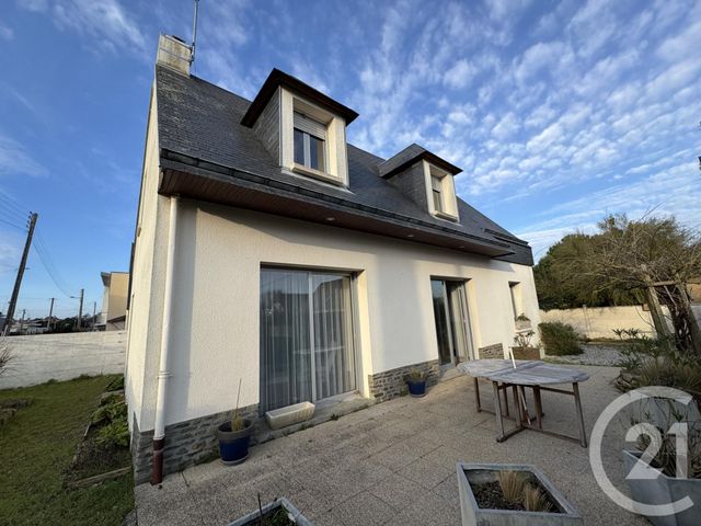 maison à vendre - 5 pièces - 114.3 m2 - AGON COUTAINVILLE - 50 - BASSE-NORMANDIE - Century 21 Royer Immo