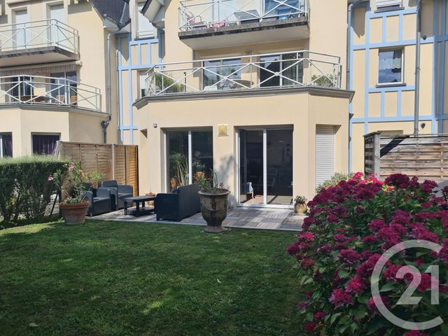 Appartement F4 à vendre - 5 pièces - 105.84 m2 - AGON COUTAINVILLE - 50 - BASSE-NORMANDIE - Century 21 Royer Immo