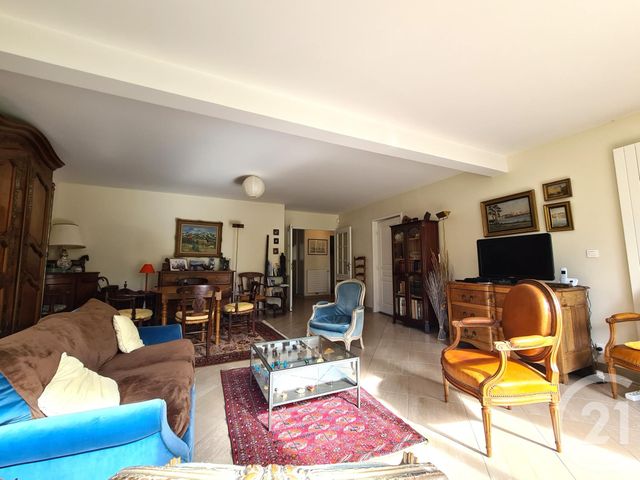 Appartement F4 à vendre - 5 pièces - 105.84 m2 - AGON COUTAINVILLE - 50 - BASSE-NORMANDIE - Century 21 Royer Immo