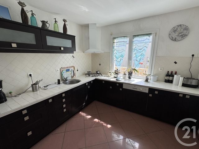 maison à vendre - 4 pièces - 118.46 m2 - AGON COUTAINVILLE - 50 - BASSE-NORMANDIE - Century 21 Royer Immo