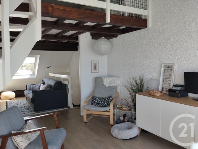 Appartement F2 à vendre - 3 pièces - 43.1 m2 - AGON COUTAINVILLE - 50 - BASSE-NORMANDIE - Century 21 Royer Immo