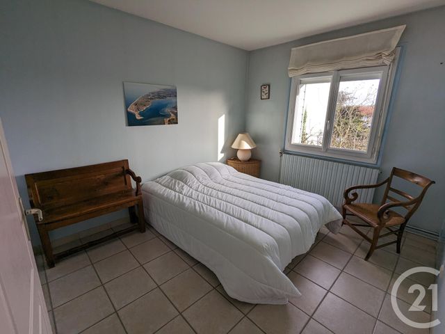 maison à vendre - 8 pièces - 164.3 m2 - AGON COUTAINVILLE - 50 - BASSE-NORMANDIE - Century 21 Royer Immo