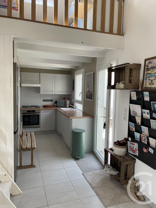 maison à vendre - 3 pièces - 54.03 m2 - AGON COUTAINVILLE - 50 - BASSE-NORMANDIE - Century 21 Royer Immo