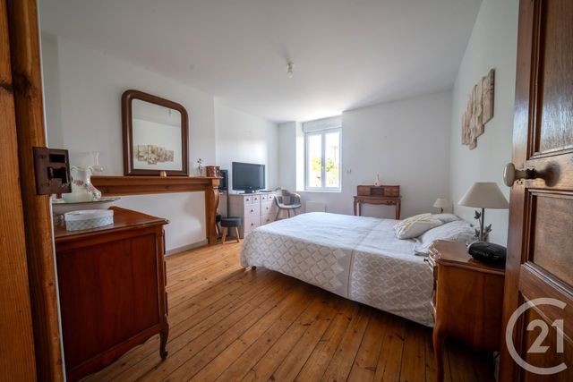 maison à vendre - 4 pièces - 121.9 m2 - PIROU - 50 - BASSE-NORMANDIE - Century 21 Royer Immo