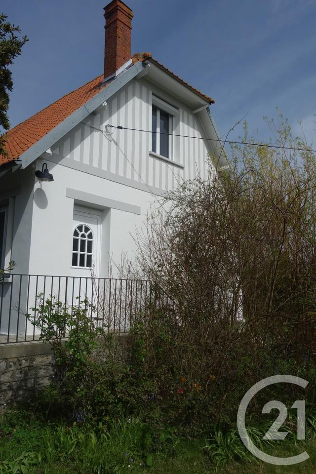 maison à vendre - 5 pièces - 110.0 m2 - HEUGUEVILLE SUR SIENNE - 50 - BASSE-NORMANDIE - Century 21 Royer Immo