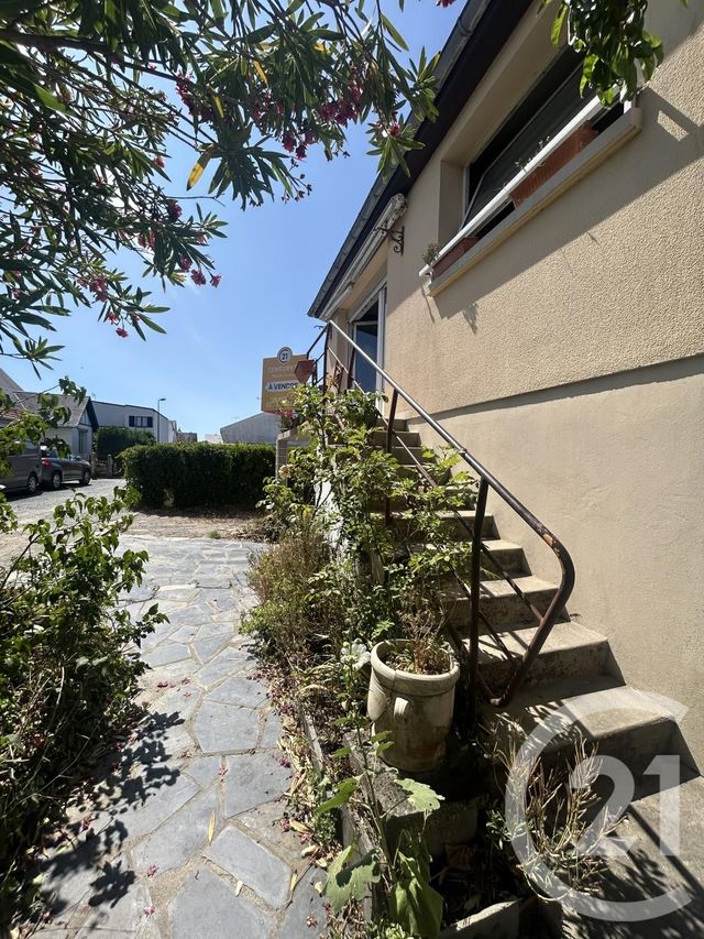 maison à vendre - 5 pièces - 105.31 m2 - AGON COUTAINVILLE - 50 - BASSE-NORMANDIE - Century 21 Royer Immo