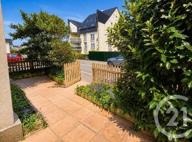 maison à vendre - 4 pièces - 61.13 m2 - AGON COUTAINVILLE - 50 - BASSE-NORMANDIE - Century 21 Royer Immo