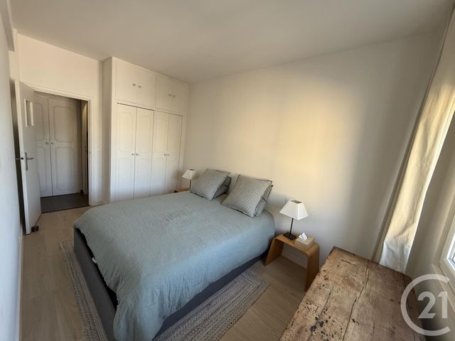Appartement F3 à vendre - 3 pièces - 70.0 m2 - AGON COUTAINVILLE - 50 - BASSE-NORMANDIE - Century 21 Royer Immo