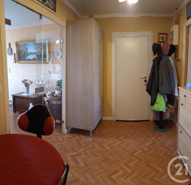 Afficher la photo en grand Appartement F4 à vendre - 4 pièces - 88.67 m2 - GRANVILLE - 50 - BASSE-NORMANDIE - Century 21 Royer Immo