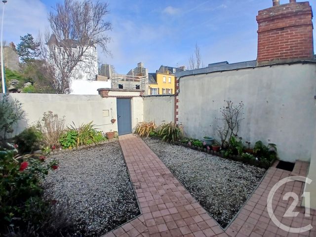 Appartement F5 à vendre - 6 pièces - 106.44 m2 - GRANVILLE - 50 - BASSE-NORMANDIE - Century 21 Royer Immo