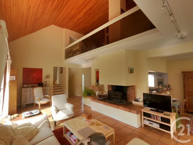 maison à vendre - 5 pièces - 136.0 m2 - DONVILLE LES BAINS - 50 - BASSE-NORMANDIE - Century 21 Royer Immo maison à vendre - 5 pièces - 136.0 m2 - DONVILLE LES BAINS - 50 - BASSE-NORMANDIE - Century 21 Royer Immo