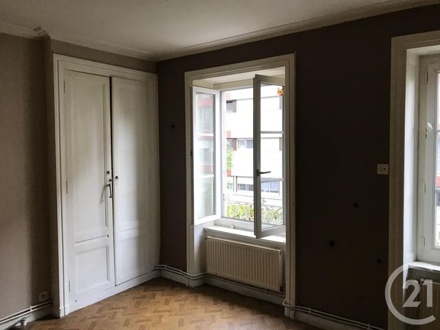 Appartement F2 à vendre - 2 pièces - 58.51 m2 - GRANVILLE - 50 - BASSE-NORMANDIE - Century 21 Royer Immo Appartement F2 à vendre - 2 pièces - 58.51 m2 - GRANVILLE - 50 - BASSE-NORMANDIE - Century 21 Royer Immo