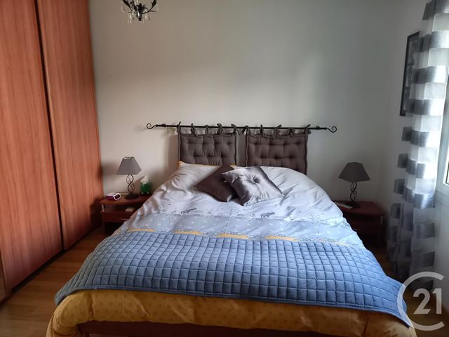 Afficher la photo en grand maison à vendre - 7 pièces - 170.0 m2 - DONVILLE LES BAINS - 50 - BASSE-NORMANDIE - Century 21 Royer Immo