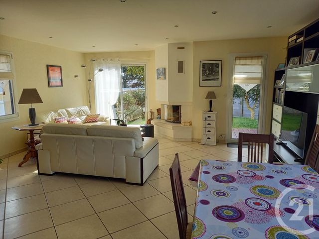Afficher la photo en grand maison à vendre - 7 pièces - 170.0 m2 - DONVILLE LES BAINS - 50 - BASSE-NORMANDIE - Century 21 Royer Immo