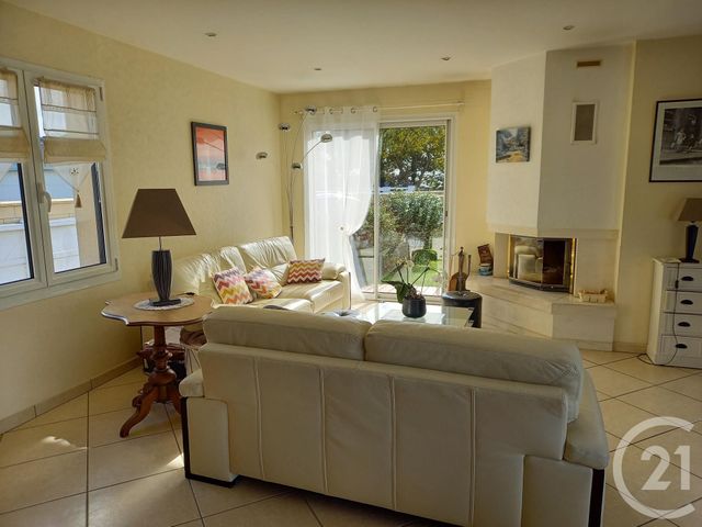 Afficher la photo en grand maison à vendre - 7 pièces - 170.0 m2 - DONVILLE LES BAINS - 50 - BASSE-NORMANDIE - Century 21 Royer Immo