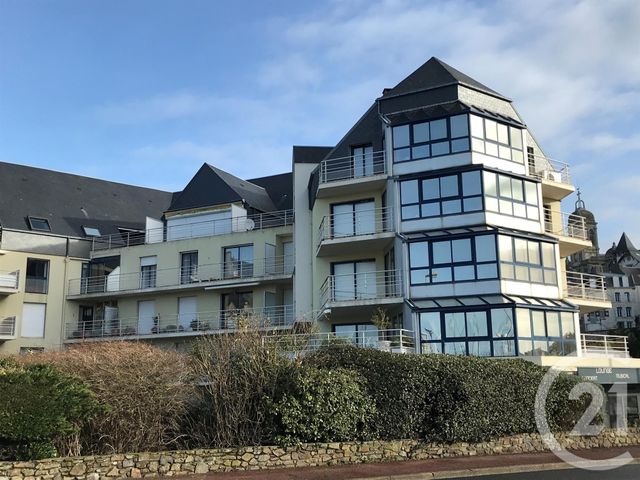 Afficher la photo en grand Appartement F2 à vendre - 3 pièces - 60.09 m2 - GRANVILLE - 50 - BASSE-NORMANDIE - Century 21 Royer Immo