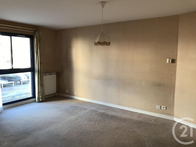 Afficher la photo en grand Appartement F2 à vendre - 3 pièces - 60.09 m2 - GRANVILLE - 50 - BASSE-NORMANDIE - Century 21 Royer Immo