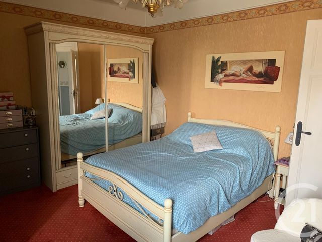 Afficher la photo en grand Appartement F3 à vendre - 3 pièces - 79.15 m2 - GRANVILLE - 50 - BASSE-NORMANDIE - Century 21 Royer Immo