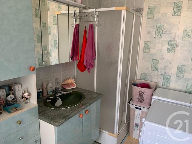 Afficher la photo en grand Appartement F3 à vendre - 3 pièces - 79.15 m2 - GRANVILLE - 50 - BASSE-NORMANDIE - Century 21 Royer Immo