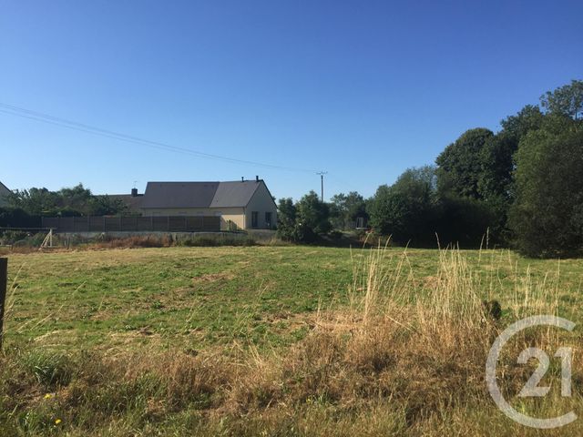 Afficher la photo en grand terrain à vendre - 1570.0 m2 - ST JEAN DES CHAMPS - 50 - BASSE-NORMANDIE - Century 21 Royer Immo