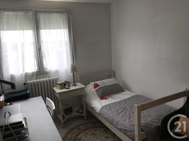 Appartement F4 à vendre - 4 pièces - 64.53 m2 - GRANVILLE - 50 - BASSE-NORMANDIE - Century 21 Royer Immo Appartement F4 à vendre - 4 pièces - 64.53 m2 - GRANVILLE - 50 - BASSE-NORMANDIE - Century 21 Royer Immo