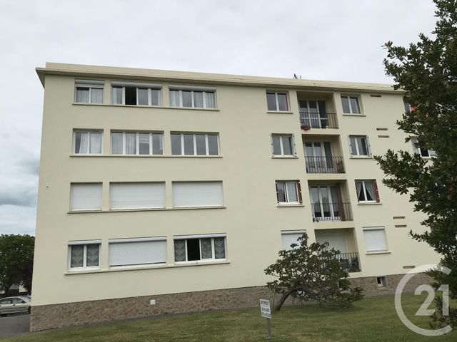Appartement F4 à vendre - 4 pièces - 64.53 m2 - GRANVILLE - 50 - BASSE-NORMANDIE - Century 21 Royer Immo Appartement F4 à vendre - 4 pièces - 64.53 m2 - GRANVILLE - 50 - BASSE-NORMANDIE - Century 21 Royer Immo
