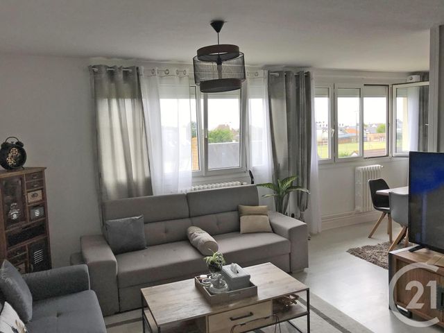 Appartement F4 à vendre - 4 pièces - 64.53 m2 - GRANVILLE - 50 - BASSE-NORMANDIE - Century 21 Royer Immo Appartement F4 à vendre - 4 pièces - 64.53 m2 - GRANVILLE - 50 - BASSE-NORMANDIE - Century 21 Royer Immo