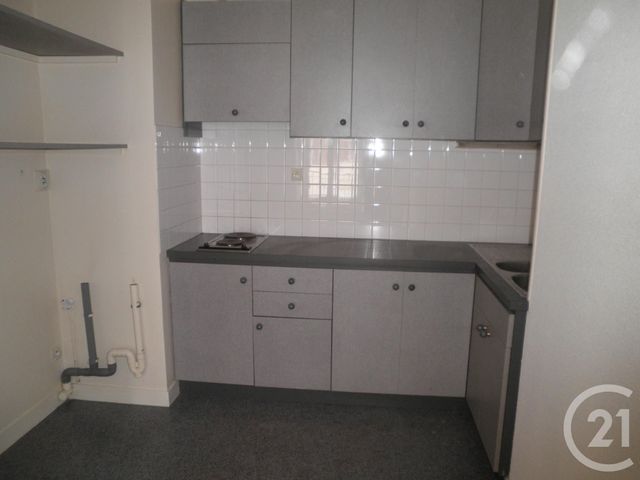 Appartement F3 à louer - 3 pièces - 55.0 m2 - GRANVILLE - 50 - BASSE-NORMANDIE - Century 21 Royer Immo Appartement F3 à louer - 3 pièces - 55.0 m2 - GRANVILLE - 50 - BASSE-NORMANDIE - Century 21 Royer Immo