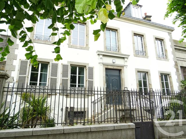 Afficher la photo en grand Appartement F6 à vendre - 6 pièces - 155.76 m2 - GRANVILLE - 50 - BASSE-NORMANDIE - Century 21 Royer Immo