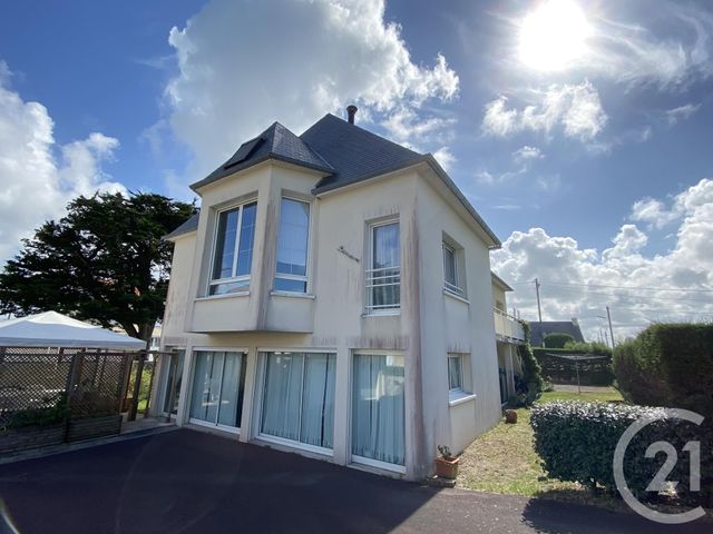 Afficher la photo en grand maison à vendre - 10 pièces - 255.0 m2 - BREHAL - 50 - BASSE-NORMANDIE - Century 21 Royer Immo