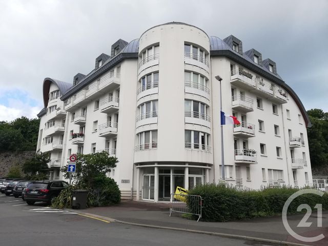 Afficher la photo en grand Appartement F3 à louer - 3 pièces - 95.0 m2 - GRANVILLE - 50 - BASSE-NORMANDIE - Century 21 Royer Immo