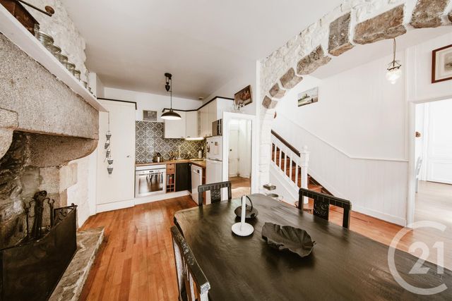 maison à vendre - 8 pièces - 136.0 m2 - GRANVILLE - 50 - BASSE-NORMANDIE - Century 21 Royer Immo