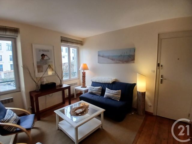 Appartement F2 à vendre - 2 pièces - 31.2 m2 - GRANVILLE - 50 - BASSE-NORMANDIE - Century 21 Royer Immo