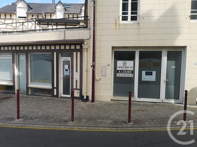 commerce à louer - 41.0 m2 - ST PAIR SUR MER - 50 - BASSE-NORMANDIE - Century 21 Royer Immo
