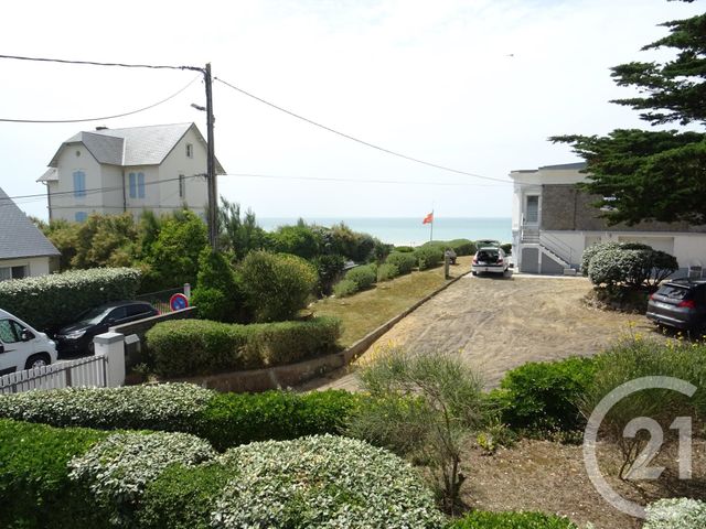 Appartement F4 à vendre - 4 pièces - 75.6 m2 - ST PAIR SUR MER - 50 - BASSE-NORMANDIE - Century 21 Royer Immo