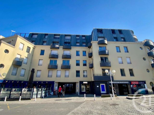 Appartement F3 à vendre - 3 pièces - 95.51 m2 - GRANVILLE - 50 - BASSE-NORMANDIE - Century 21 Royer Immo