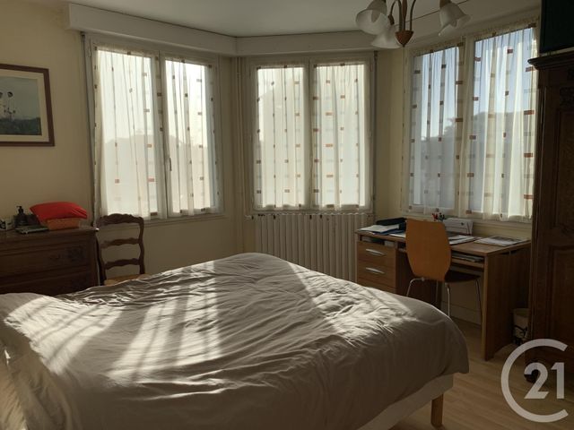 maison à vendre - 8 pièces - 308.02 m2 - JULLOUVILLE - 50 - BASSE-NORMANDIE - Century 21 Royer Immo