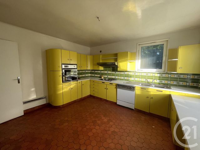 maison à vendre - 6 pièces - 165.0 m2 - JULLOUVILLE - 50 - BASSE-NORMANDIE - Century 21 Royer Immo