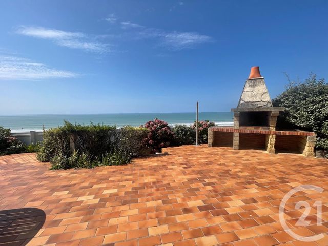 maison à vendre - 5 pièces - 145.0 m2 - JULLOUVILLE - 50 - BASSE-NORMANDIE - Century 21 Royer Immo