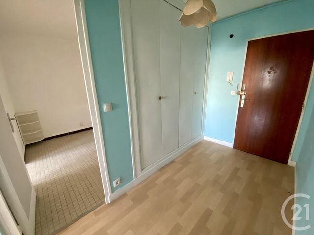 Appartement F3 à vendre - 3 pièces - 62.0 m2 - GRANVILLE - 50 - BASSE-NORMANDIE - Century 21 Royer Immo