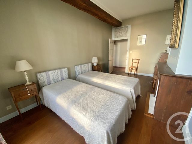 Afficher la photo en grand maison à vendre - 10 pièces - 283.0 m2 - GRANVILLE - 50 - BASSE-NORMANDIE - Century 21 Royer Immo