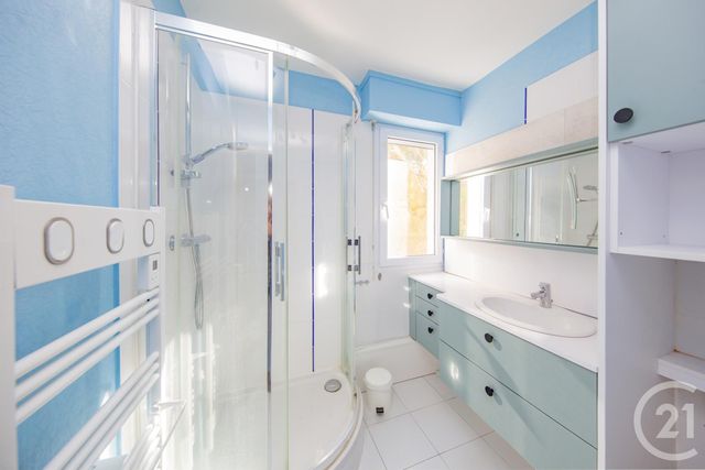 Appartement F3 à vendre - 3 pièces - 66.73 m2 - GRANVILLE - 50 - BASSE-NORMANDIE - Century 21 Royer Immo