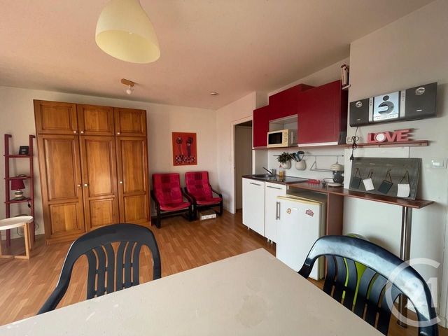 Afficher la photo en grand Appartement Studio à vendre - 1 pièce - 32.75 m2 - GRANVILLE - 50 - BASSE-NORMANDIE - Century 21 Royer Immo