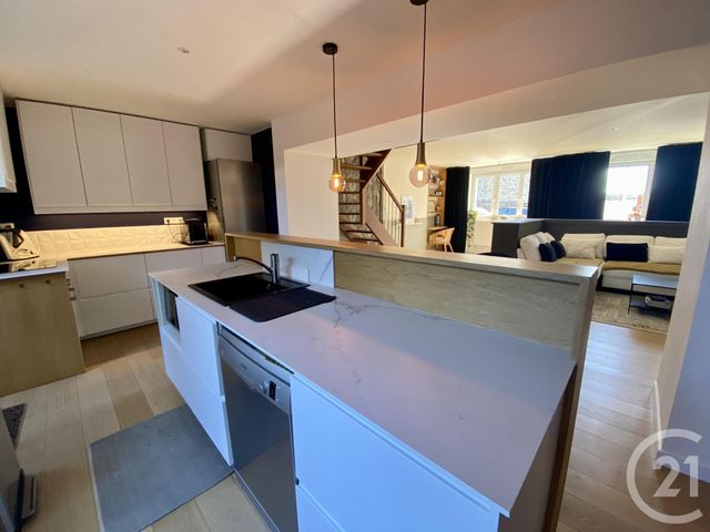 maison à vendre - 5 pièces - 131.56 m2 - GRANVILLE - 50 - BASSE-NORMANDIE - Century 21 Royer Immo