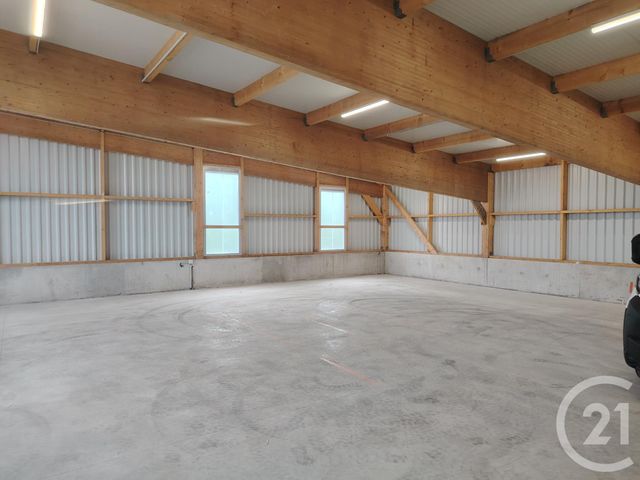 Afficher la photo en grand commerce à vendre - 400.0 m2 - HAMBYE - 50 - BASSE-NORMANDIE - Century 21 Royer Immo