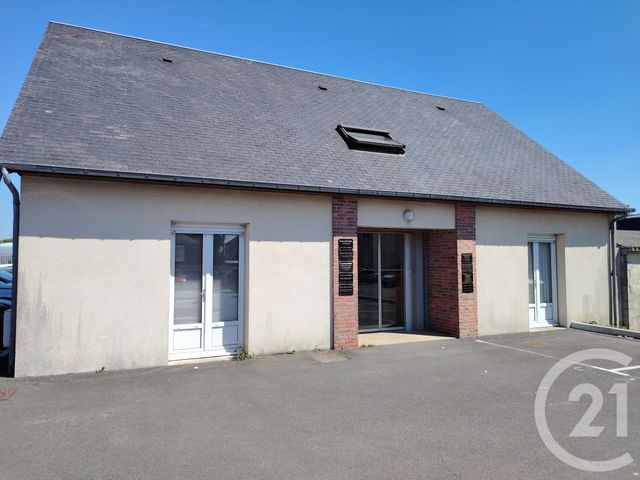 Afficher la photo en grand commerce à vendre - 450.0 m2 - BREHAL - 50 - BASSE-NORMANDIE - Century 21 Royer Immo
