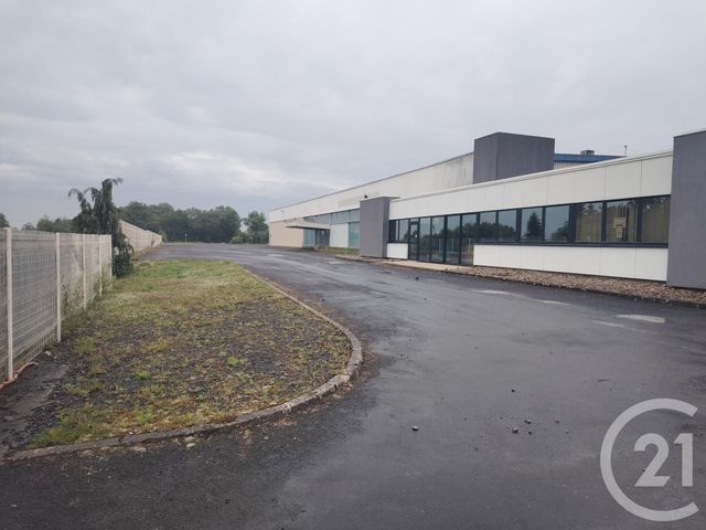 Afficher la photo en grand commerce à vendre - 3973.0 m2 - ST GILLES - 50 - BASSE-NORMANDIE - Century 21 Royer Immo