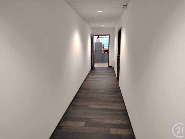 commerce à louer - 135.0 m2 - CARENTAN LES MARAIS - 50 - BASSE-NORMANDIE - Century 21 Royer Immo