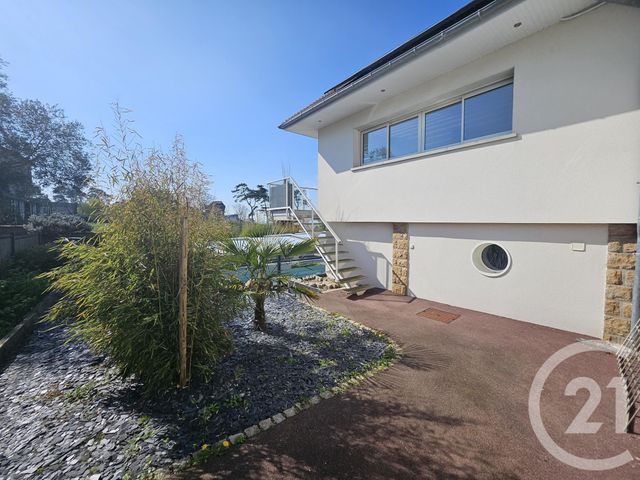 maison à vendre - 8 pièces - 160.0 m2 - DONVILLE LES BAINS - 50 - BASSE-NORMANDIE - Century 21 Royer Immo